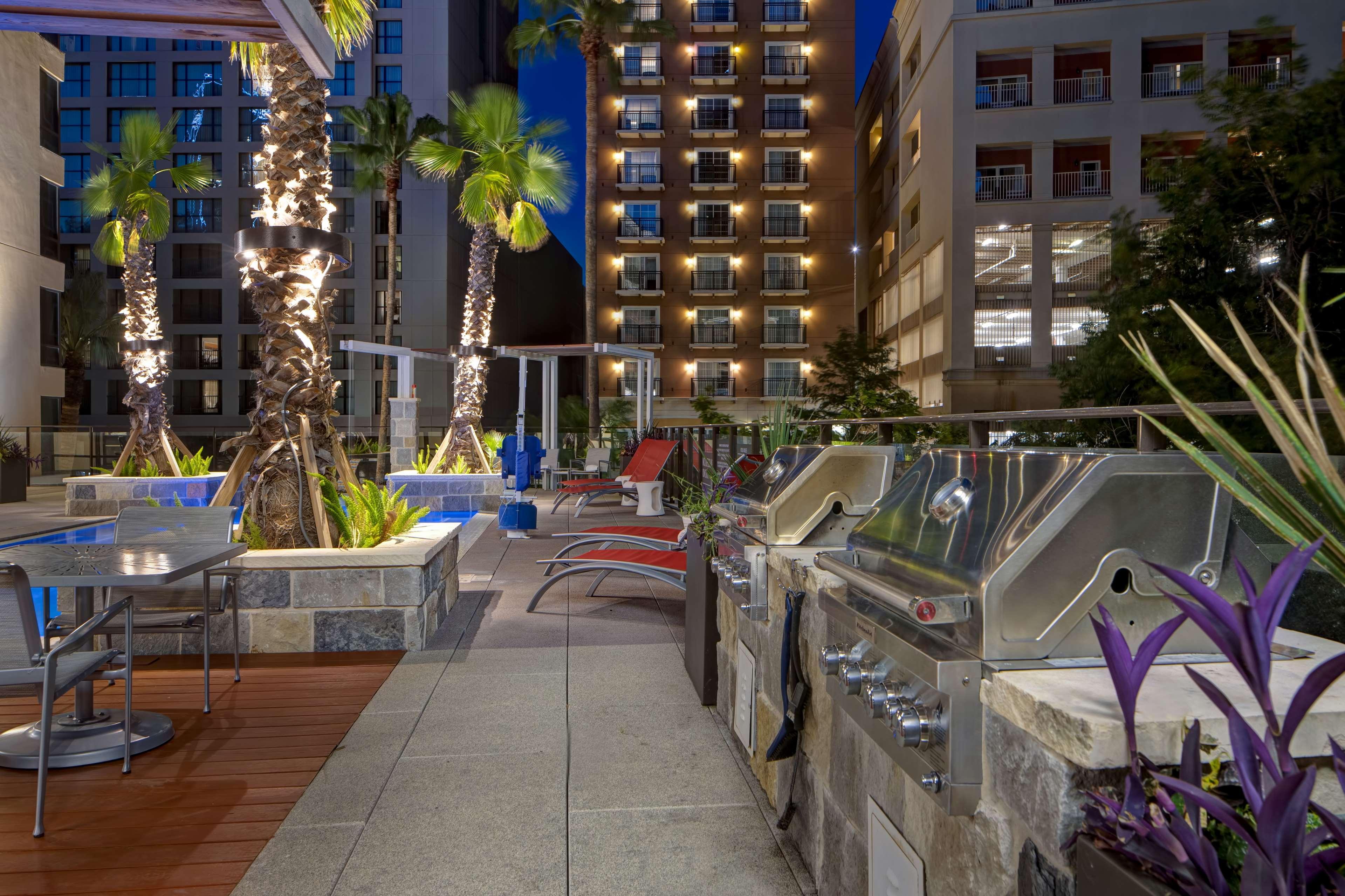 Home2 Suites By Hilton San Antonio On The Riverwalk Экстерьер фото