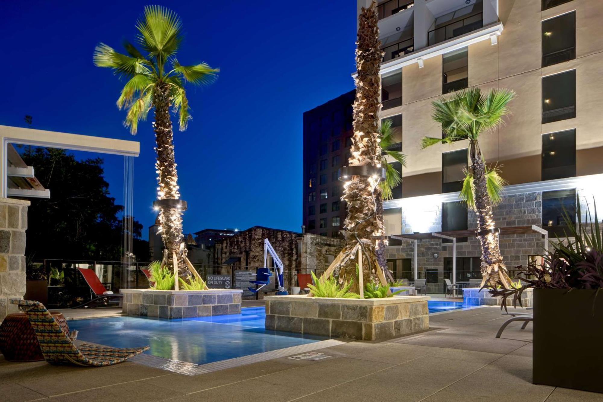 Home2 Suites By Hilton San Antonio On The Riverwalk Экстерьер фото